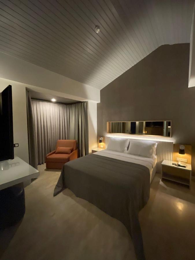 Ariel Hotel Alaçatı Esterno foto